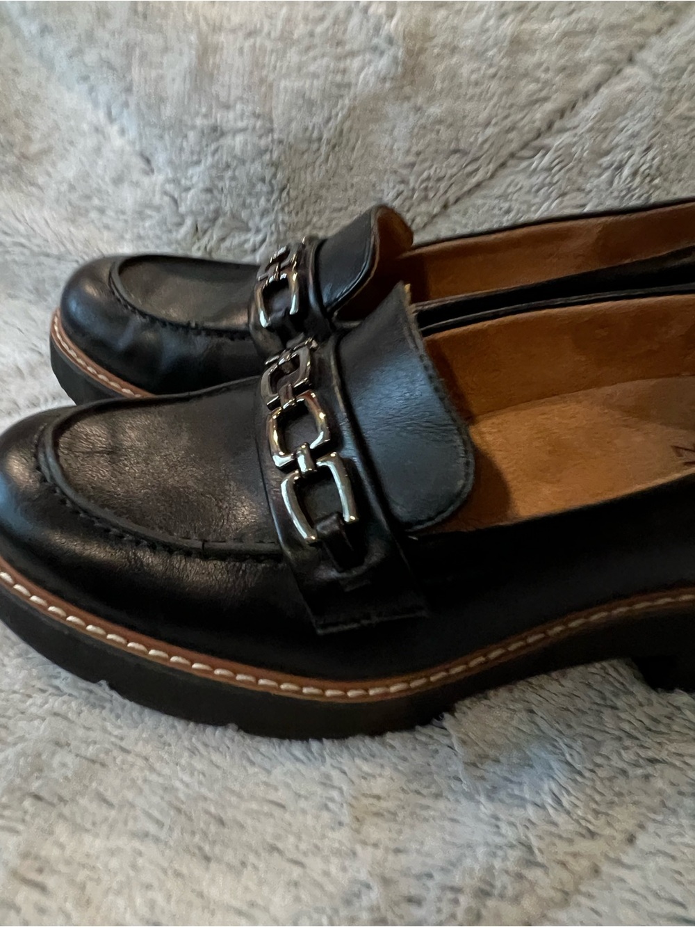 Naturalizer Black Leather Chain-Accent Loafers - Picture 6 of 12